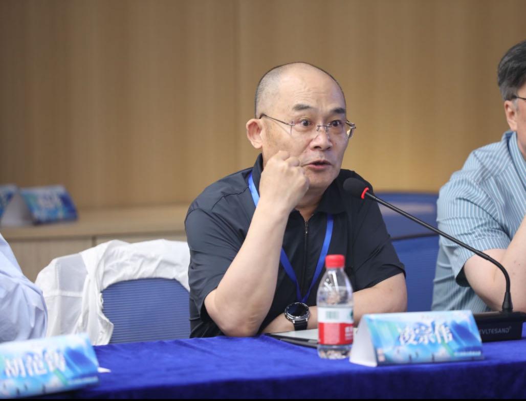AI时代校长如何守住育人方向?君子养成大会给出答案-第6张图片-开云app在线下载-开云体云app官网入口下载-V3.6.9 AI时代校长如何守住育人方向?君子养成大会给出答案-第6张图片-开云app在线下载-开云体云app官网入口下载-V3.6.9