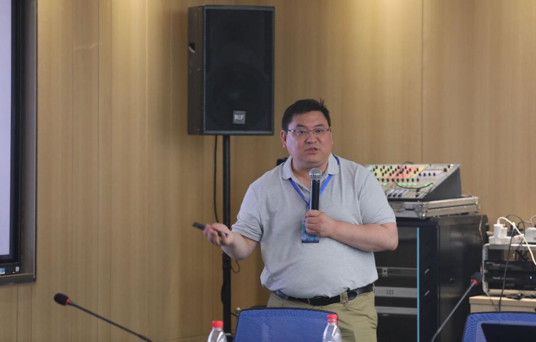 AI时代校长如何守住育人方向?君子养成大会给出答案-第8张图片-开云app在线下载-开云体云app官网入口下载-V3.6.9 AI时代校长如何守住育人方向?君子养成大会给出答案-第8张图片-开云app在线下载-开云体云app官网入口下载-V3.6.9